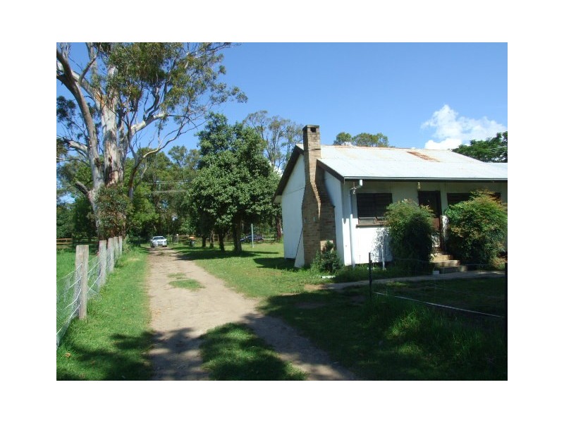 35 Brundah Road, Thirlmere NSW 2572