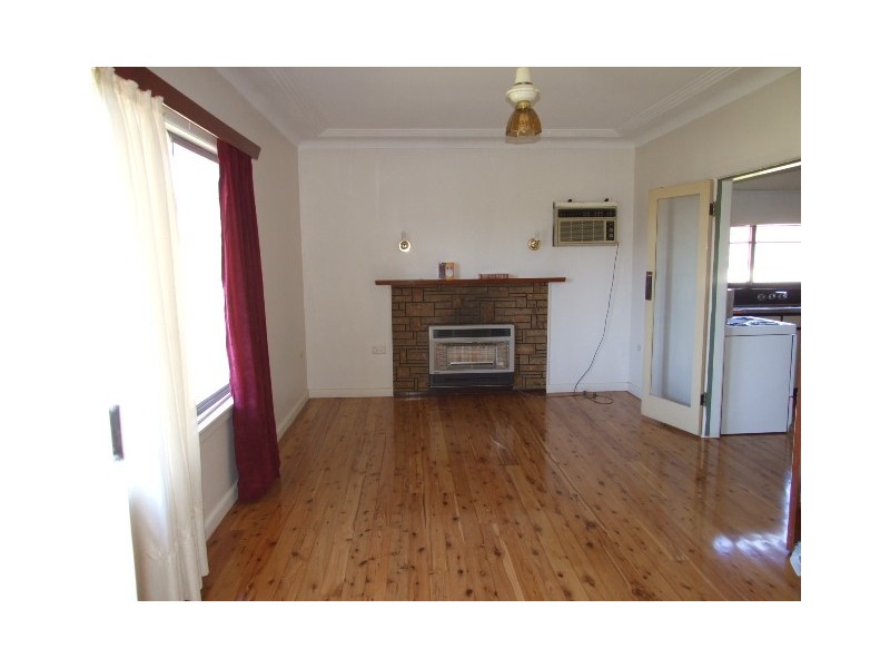 67 Castlereagh Street, Tahmoor NSW 2573