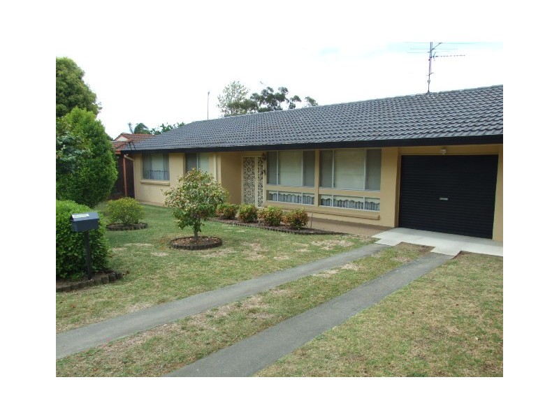 26 Castlereagh Street, Tahmoor NSW 2573