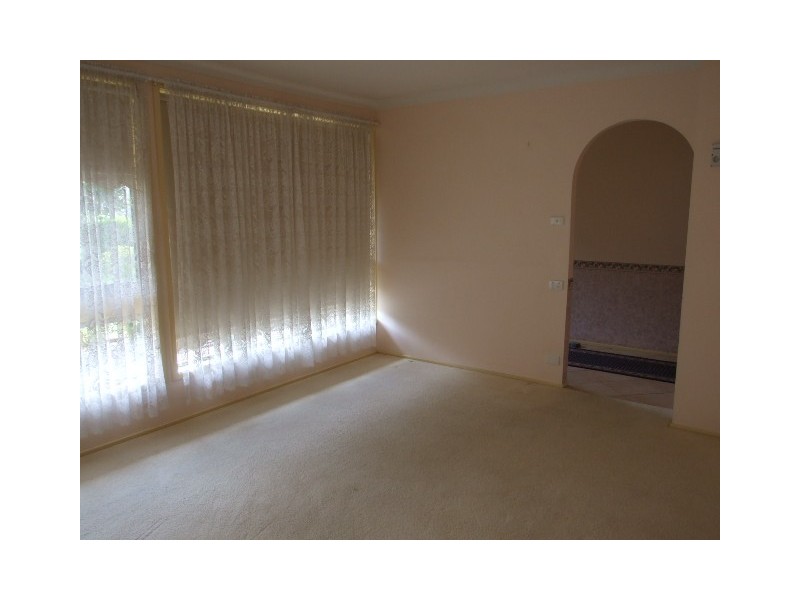 26 Castlereagh Street, Tahmoor NSW 2573