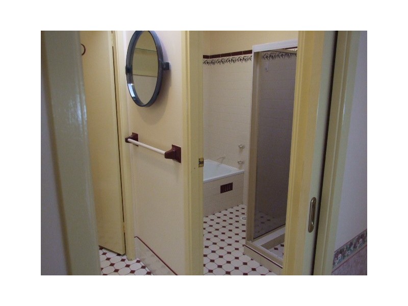 26 Castlereagh Street, Tahmoor NSW 2573