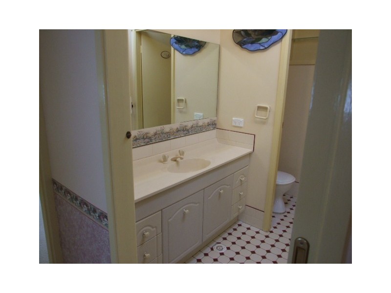 26 Castlereagh Street, Tahmoor NSW 2573