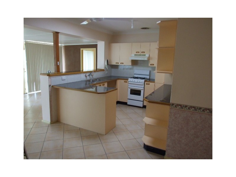 26 Castlereagh Street, Tahmoor NSW 2573