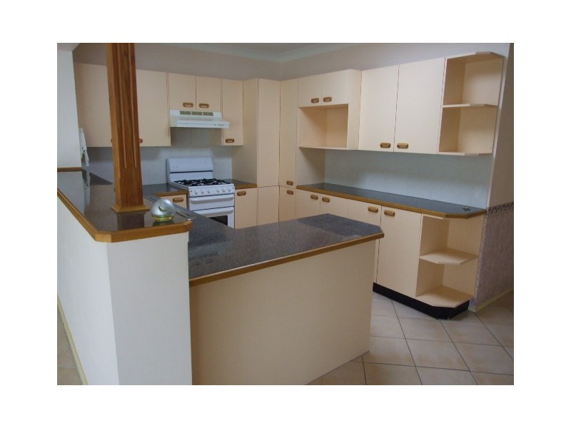 26 Castlereagh Street, Tahmoor NSW 2573