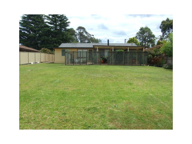 26 Castlereagh Street, Tahmoor NSW 2573