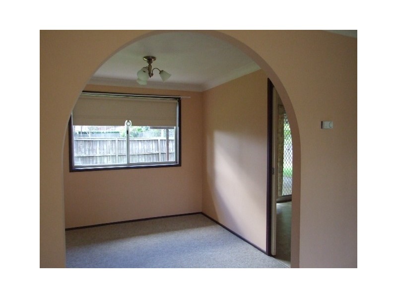 4 Stuart Place, Tahmoor NSW 2573