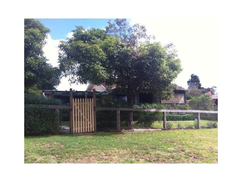 16 Stanley Street, Hill Top NSW 2575
