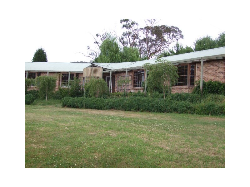10 Applegate Close, Welby NSW 2575