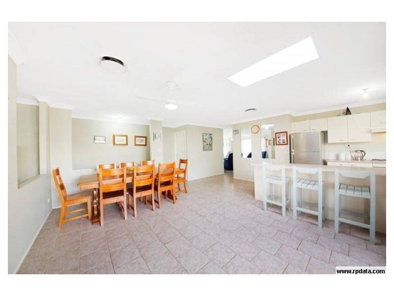 33 Carlton Road, Thirlmere NSW 2572