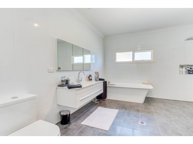 145 Tylers Road, Bargo NSW 2574