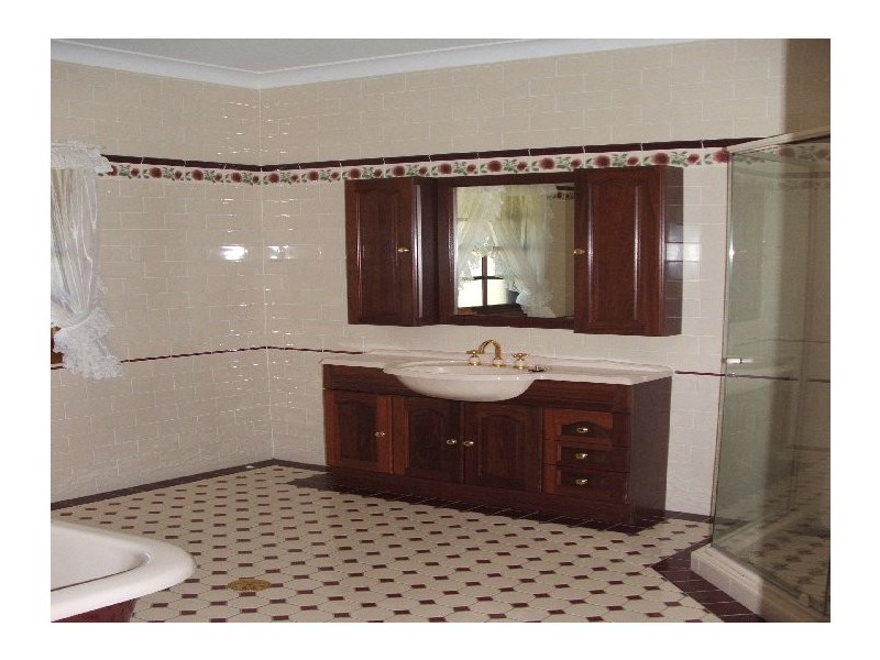 Pheasants Nest NSW 2574