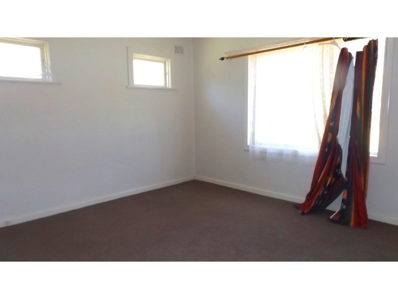 60 Caloola Road, Bargo NSW 2574