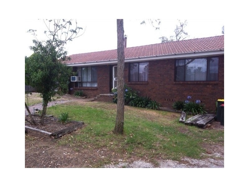 11 Hunter Street, Tahmoor NSW 2573