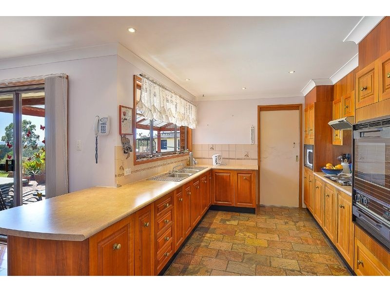31 Myrtle Creek Avenue, Tahmoor NSW 2573