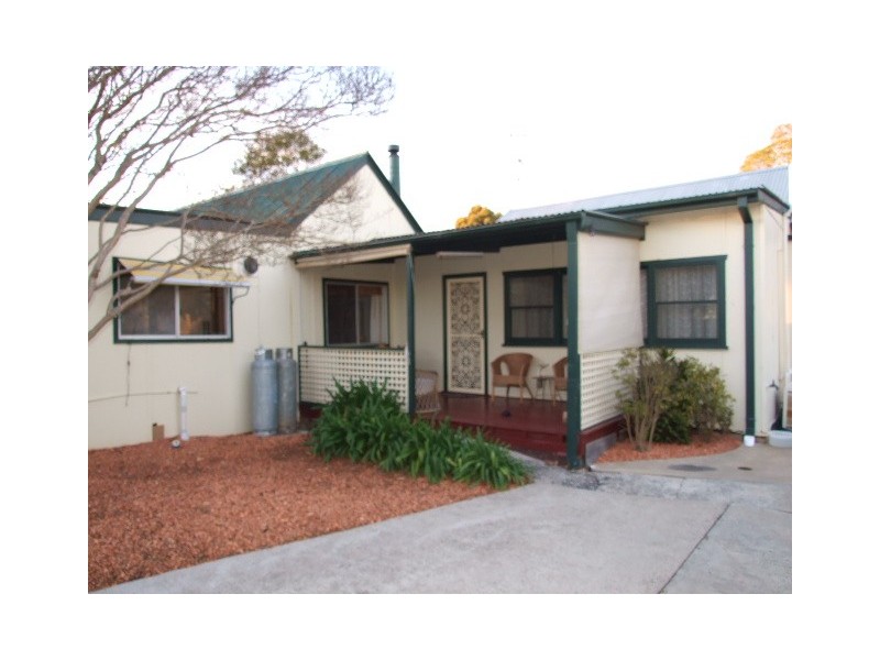 19 Oaks Street, Thirlmere NSW 2572
