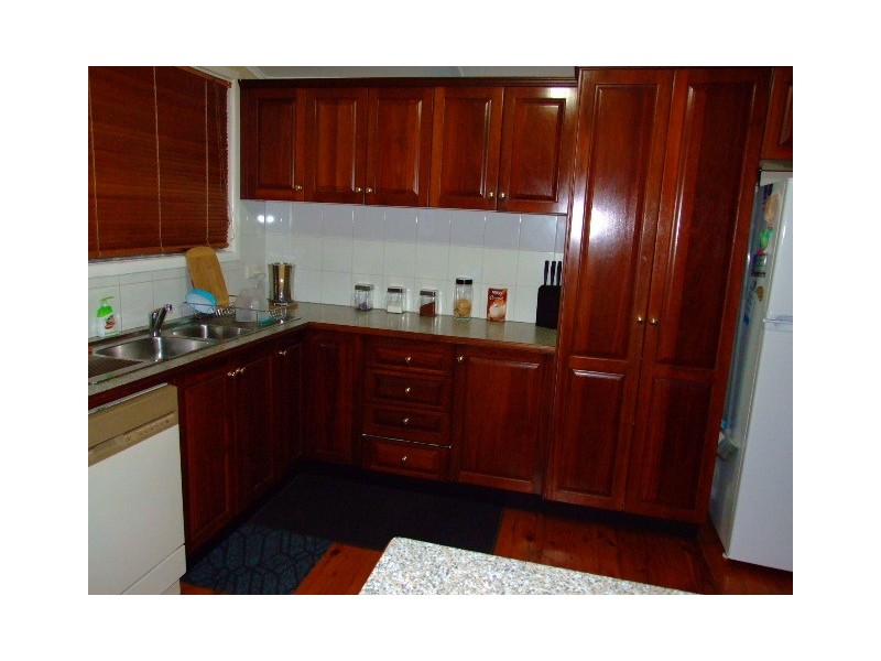 19 Oaks Street, Thirlmere NSW 2572