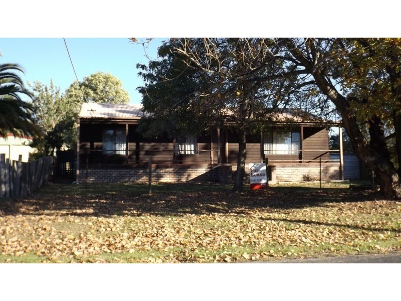 5 Samuel Street, Hill Top NSW 2575