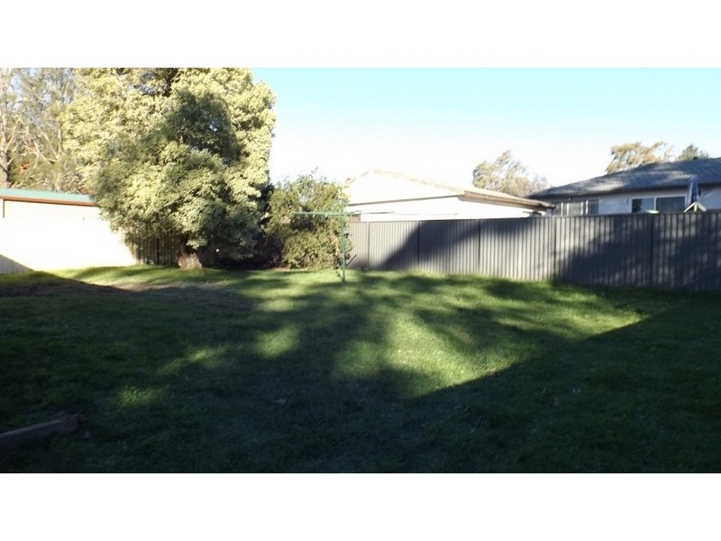 5 Samuel Street, Hill Top NSW 2575