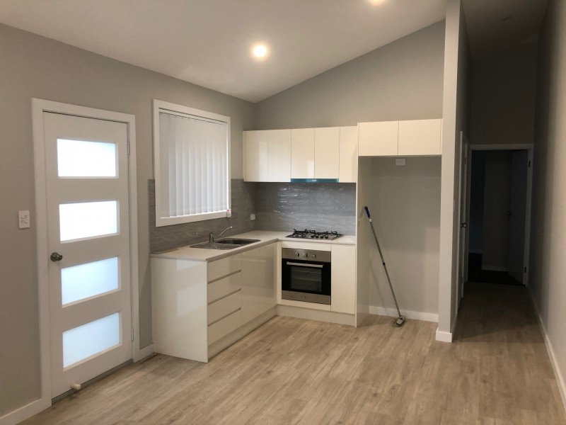 27 Kurrajong Crescent, Tahmoor NSW 2573