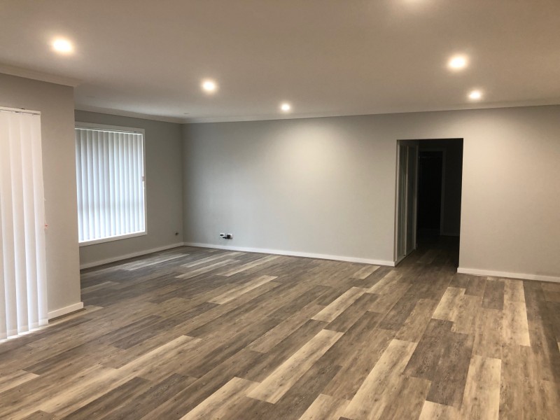 27 Kurrajong Crescent, Tahmoor NSW 2573