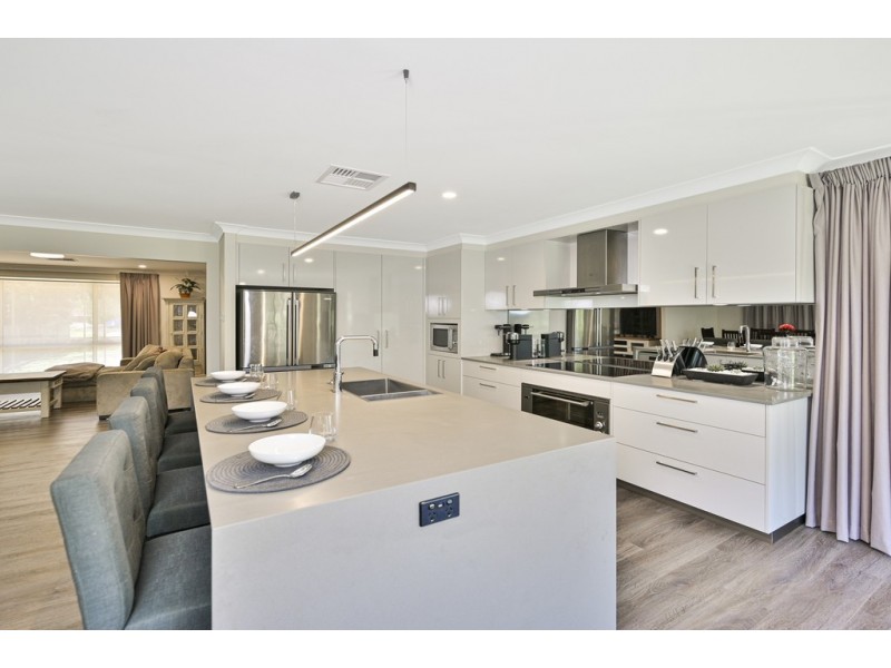 1a Stuart Place, Tahmoor NSW 2573