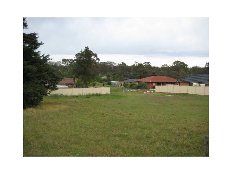 75 Remembrance Drive, Tahmoor NSW 2573