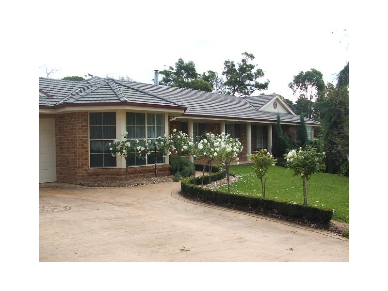 7 West Parade, Hill Top NSW 2575