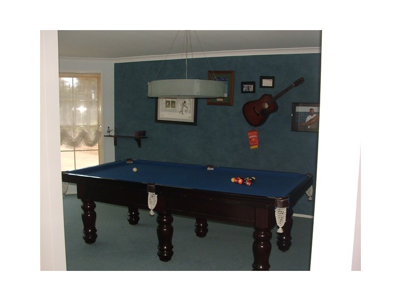 7 West Parade, Hill Top NSW 2575