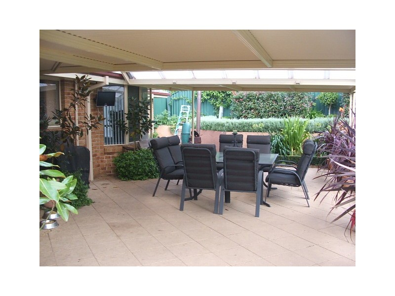 7 West Parade, Hill Top NSW 2575