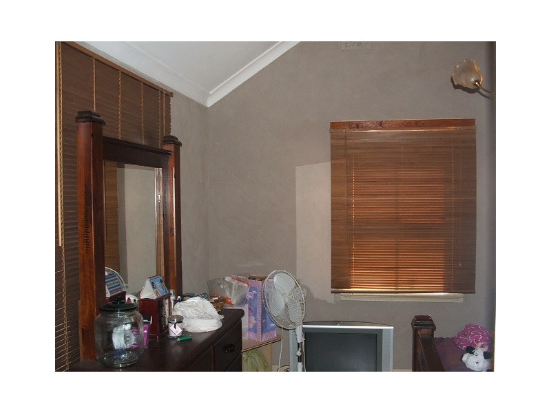 67 Railway Pde, Balmoral Village NSW 2571