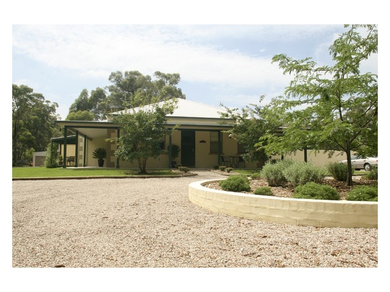 3 Amy Street, Balmoral Village NSW 2571