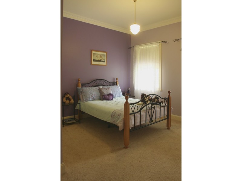 3 Amy Street, Balmoral Village NSW 2571