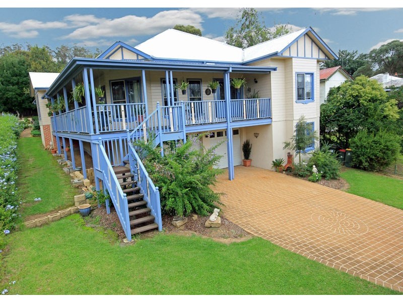 65 Lumsdaine Street, Picton NSW 2571