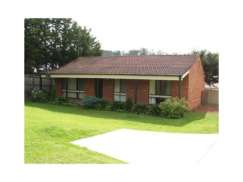 21 Remembrance Drive, Tahmoor NSW 2573