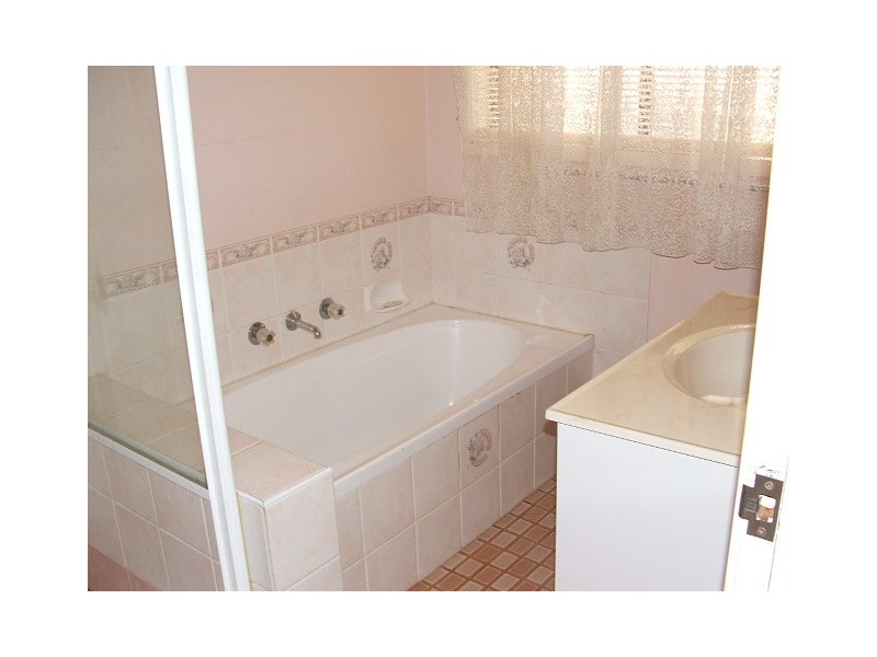 21 Remembrance Drive, Tahmoor NSW 2573