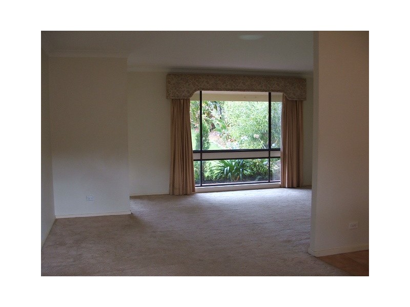 21 Remembrance Drive, Tahmoor NSW 2573