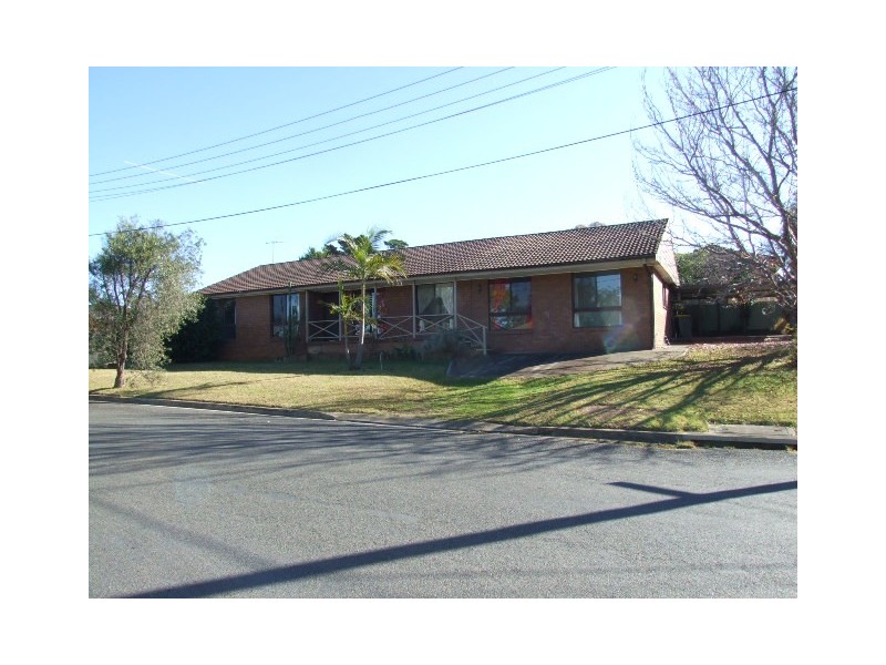 12 Tahmoor Road, Tahmoor NSW 2573