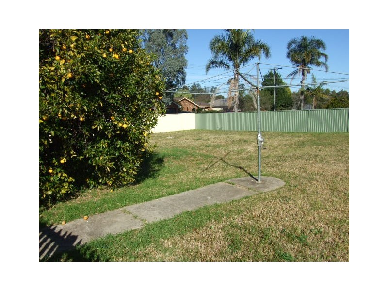 12 Tahmoor Road, Tahmoor NSW 2573