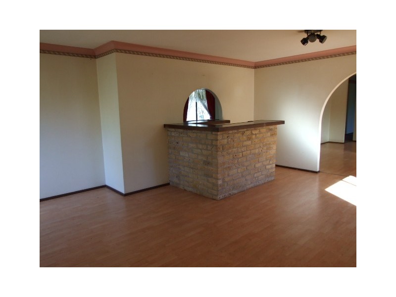 12 Tahmoor Road, Tahmoor NSW 2573