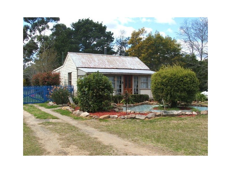 67 Railway Parade, Balmoral Village NSW 2571