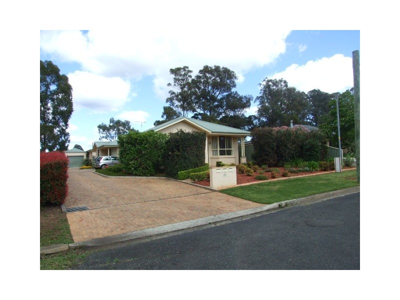 1/23 Courtland Ave, Tahmoor NSW 2573