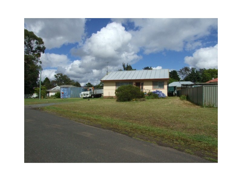 67 Castlereagh Street, Tahmoor NSW 2573