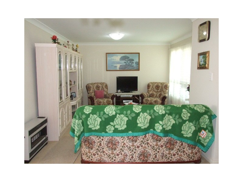 12 Valerie Street, Tahmoor NSW 2573