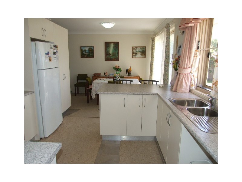 12 Valerie Street, Tahmoor NSW 2573