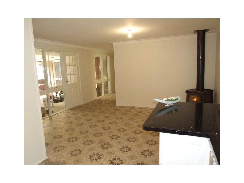 115 Bronzewing Street, Tahmoor NSW 2573