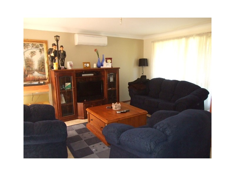 3a Campbell Street, Thirlmere NSW 2572