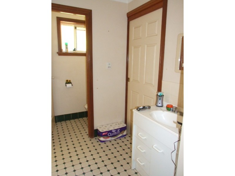 3a Campbell Street, Thirlmere NSW 2572