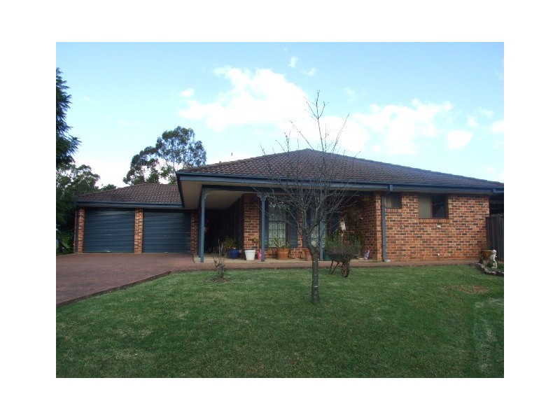 14 River Road, Tahmoor NSW 2573