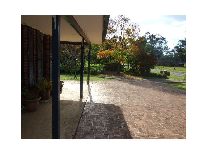 14 River Road, Tahmoor NSW 2573