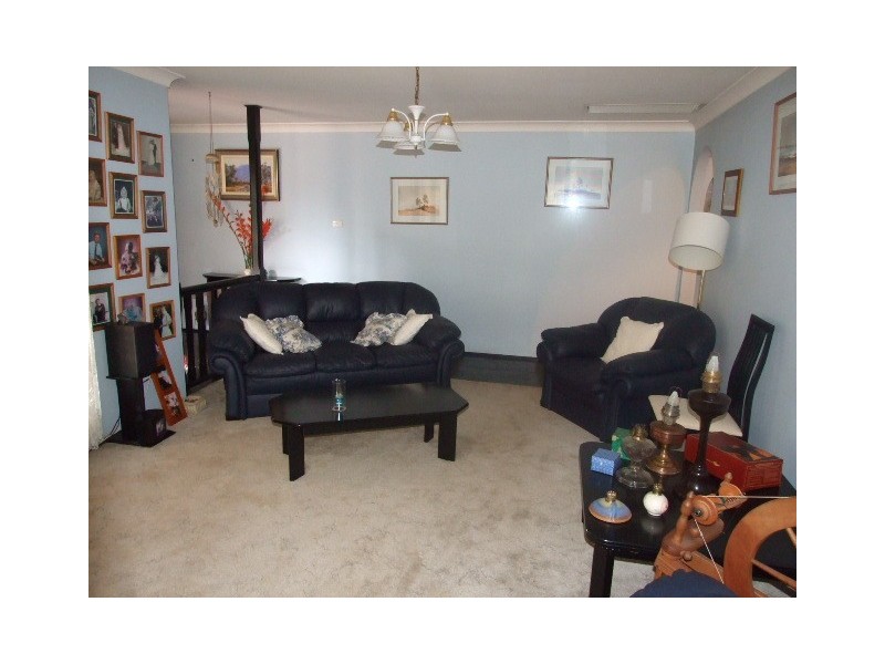 14 River Road, Tahmoor NSW 2573